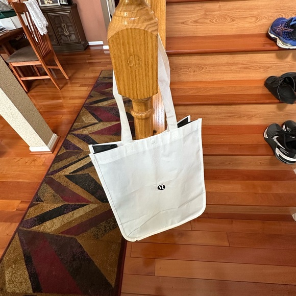 Lululemon White Tote Bag - Picture 2 of 4
